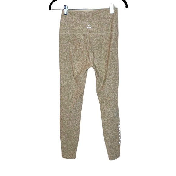 Beyond Yoga Pants - Beyond Yoga Tan Barr3 Leggings Medium